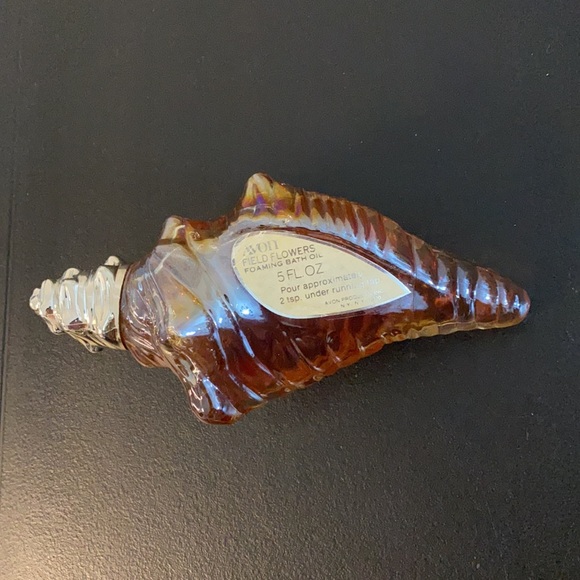 Vintage Avon Iridescent Glass Seashell with Field Flowers Foaming Bath Oil - Picture 4 of 6